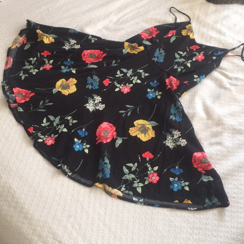 Cute, swingy floral Old Navy Dress!